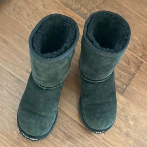 Kids Ugg boots size 12